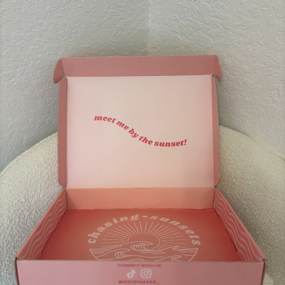 Pink Palm Puff x Amare. NIB. Size Medium - Picture 4 of 4